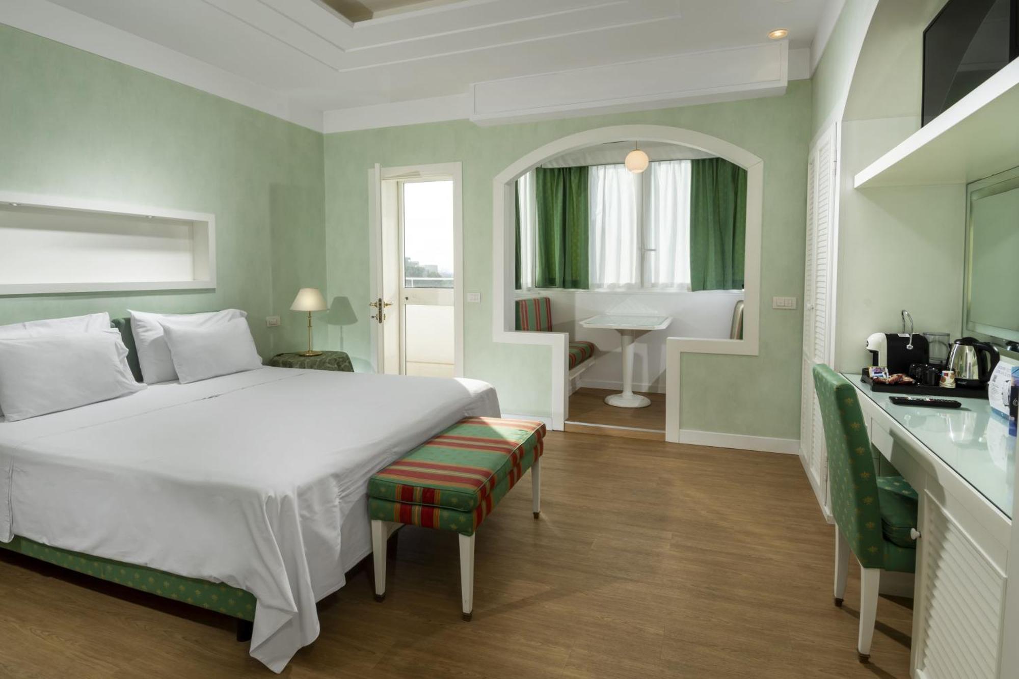 Hotel Estense Gatteo a Mare Bagian luar foto